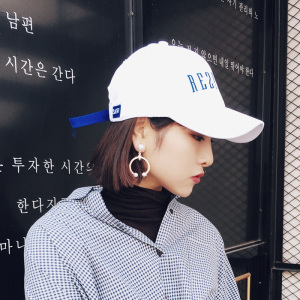 字母刺绣织带嘻哈鸭舌帽