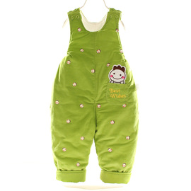 推荐最新背带裤配什么外套 穿背带裤配什么外