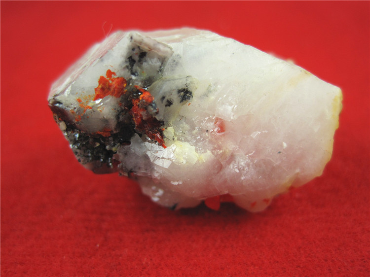 雄黄原石 四硫化四砷 石黄鸡冠石 矿物晶体标本 Realgar 3550