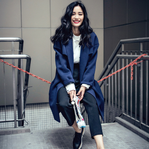 欧美风藏青色空气层外套