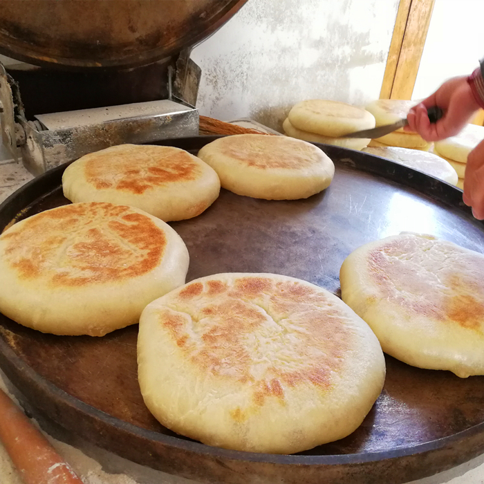 江苏农家传统糕点面食特产纯手工小吃碱面大饼北方烙饼发酵饼