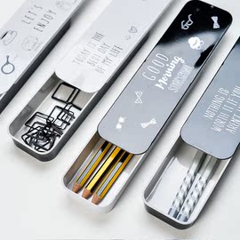 [文具盒英文]评价 文具盒的英文怎么写怎么样