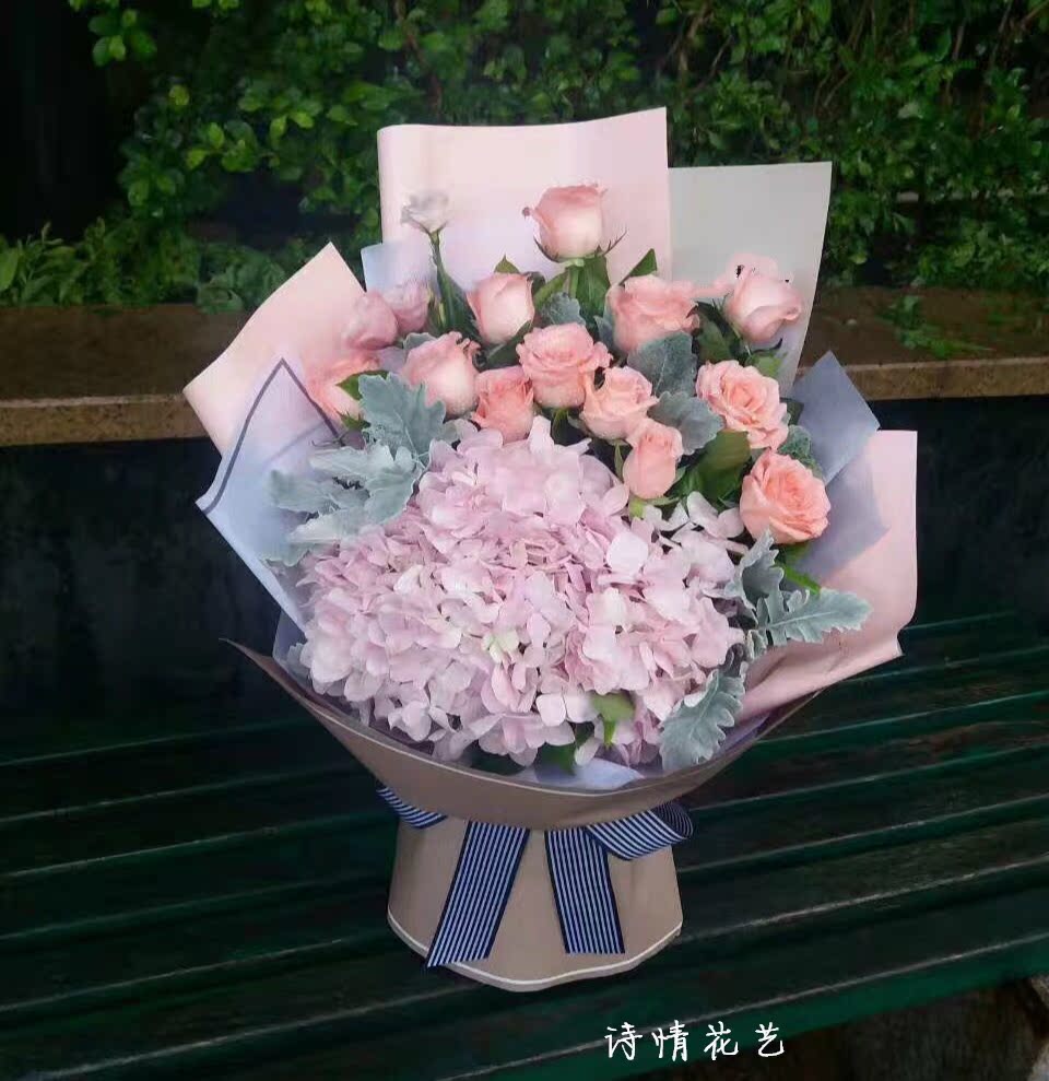 粉玫瑰分绣球银叶菊韩式混搭高档花束 生日朋友闺蜜 宁波鲜花速递