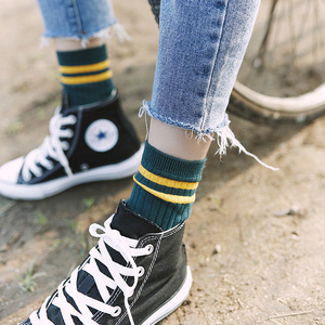 经典两条杠堆堆袜