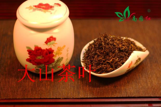 2016年新茶野生深山精品宜兴红茶野山红茶,高端红茶包邮！送杯子