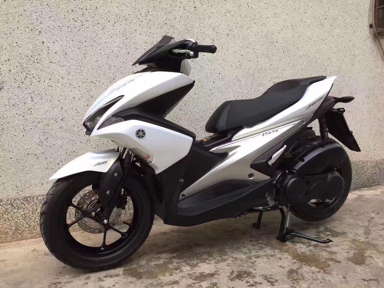2017款雅马哈原装整车进口nvx aerox 155 abs电喷水冷 摩托踏板车