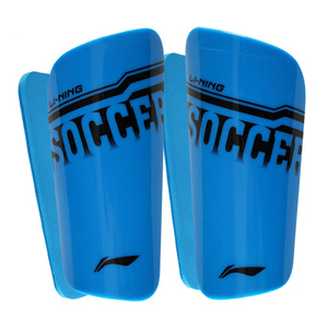 成人足球训练比赛小腿护具