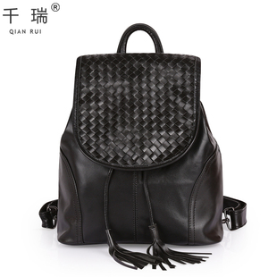 欧美新款<em>时尚女包</em>真皮背包牛皮休闲双肩包女士