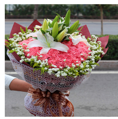 33朵康乃馨 百合花束母亲节鲜花速递全国配送河南鲜花