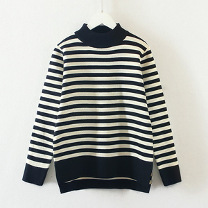 半高领保暖条纹毛衣