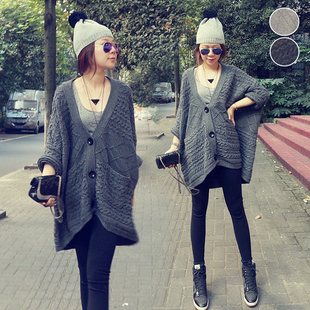 秋冬新款灰色气质蝙蝠袖<em>v领宽松</em>慵懒大<em>毛衣</em>麻