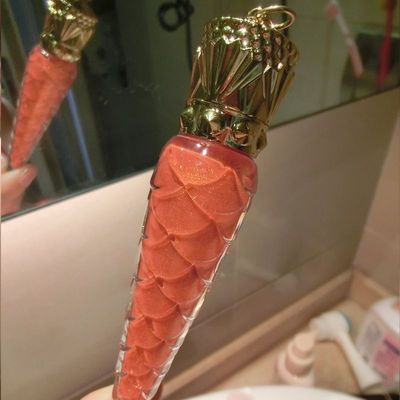 口红搭档人鱼姬唇彩闪亮珠光金色唇釉流沙银粉