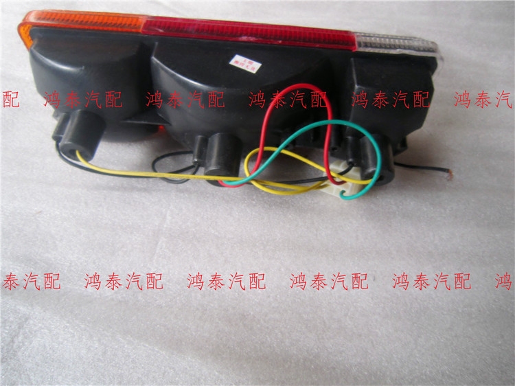 一汽佳宝货车后尾灯单排双排t50 t51 6371小卡 1024组合灯刹车灯