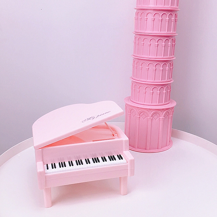 粉色少女心钢琴存钱罐可爱儿童礼物储蓄罐桌面摆件拍摄背景