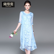 隆缘裳2017春装新款女装时尚绣花真丝中袖圆领宽松大摆连衣裙2052图片