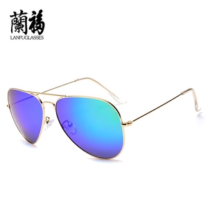 青年彩膜偏光太阳镜