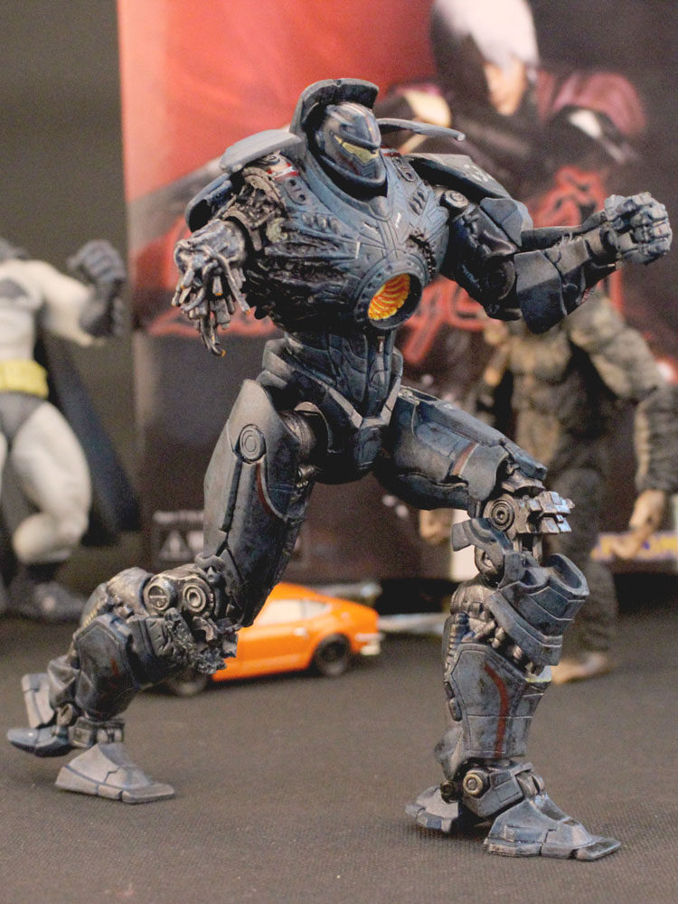 热血玩具模型手办 neca 环太平洋 7寸 战损危险流浪者 2.0 人偶