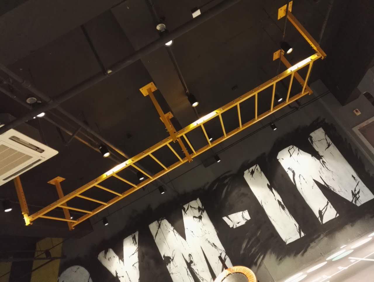 trx架子私教工作室云梯空中瑜伽架私教云梯攀爬梯私教攀爬梯