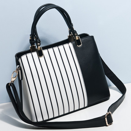 商品选购 sunmoon女包