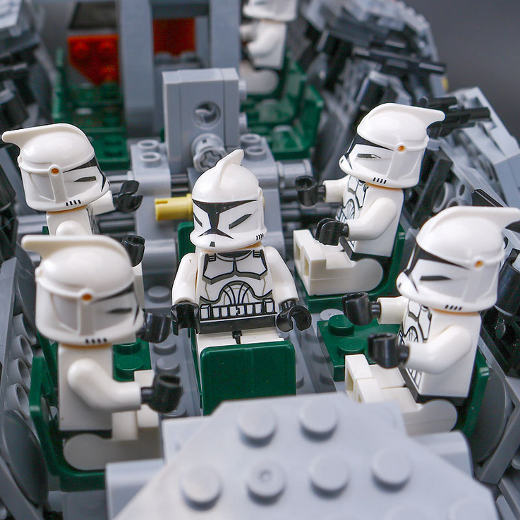 乐拼05053正品星球大战共和国空投战舰10195人仔拼装积木儿童玩具