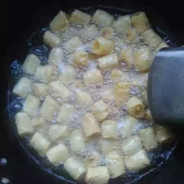 现做诸暨纯手工猪肉皮卷土炸响铃猪肉农家豆腐皮皮卷三鲜配菜500g