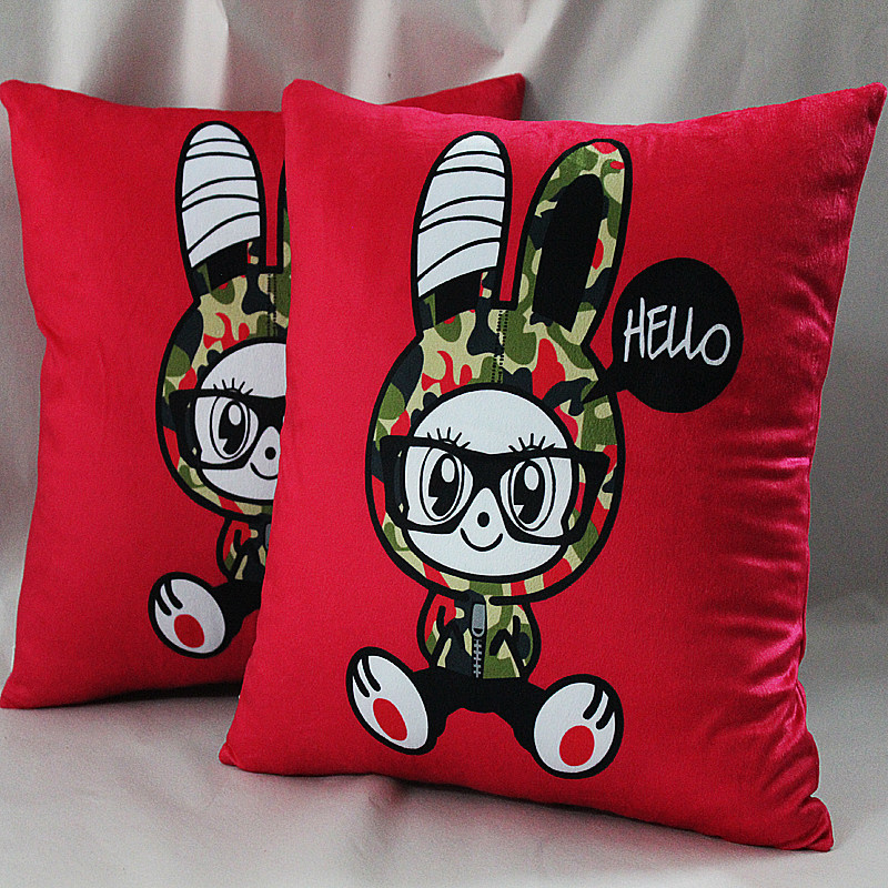 汽车头枕短绒卡通迷彩兔女生车载颈枕抱枕车饰用品车头靠枕方枕潮_双