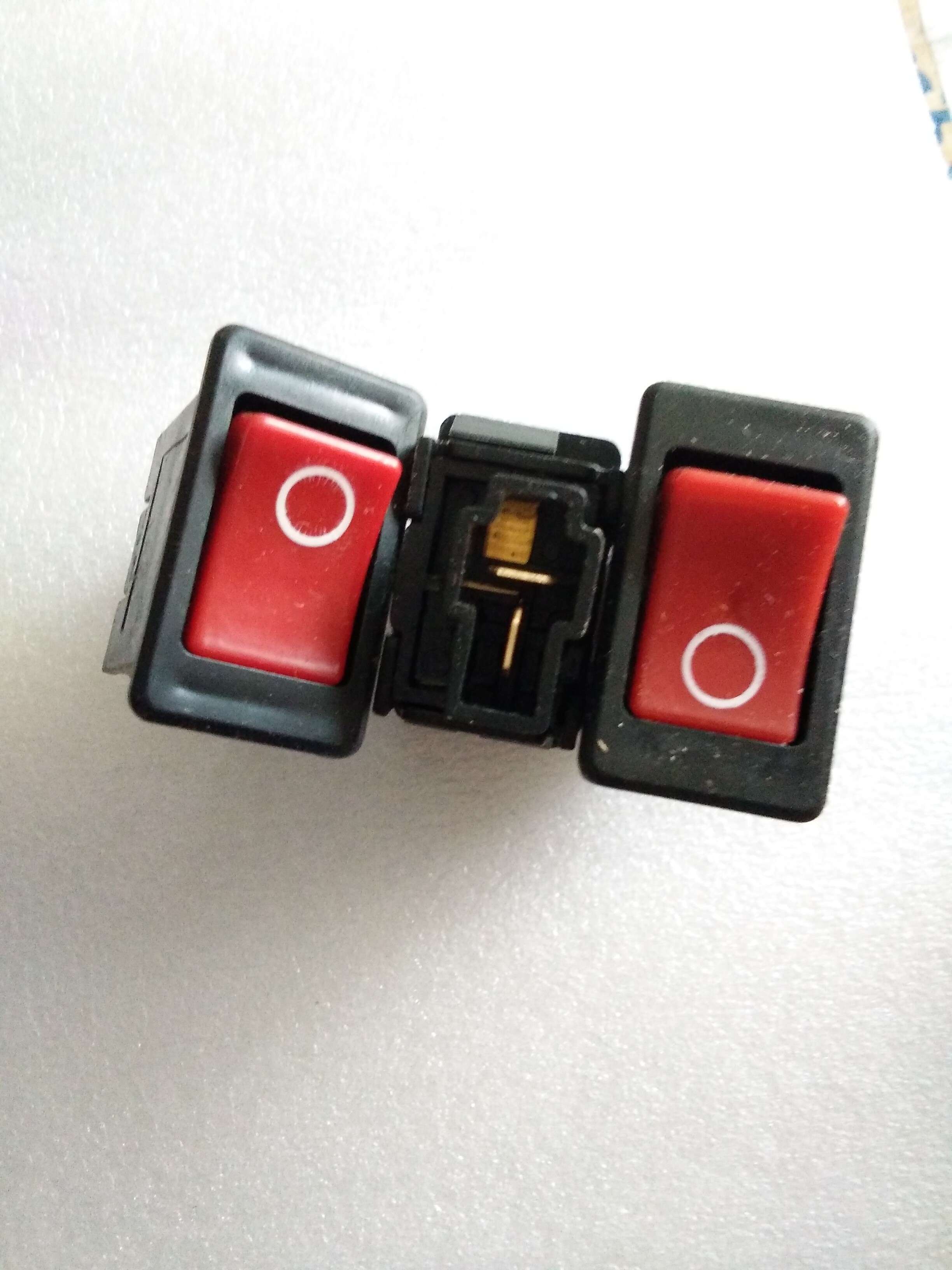 12v 24v 汽车货车大车改装按钮电源大灯按钮翘板开关按钮翘板开关