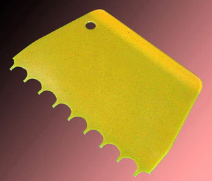 半圆 烘焙裱花工具 塑料刮板 中号半圆齿形 颜色随机发