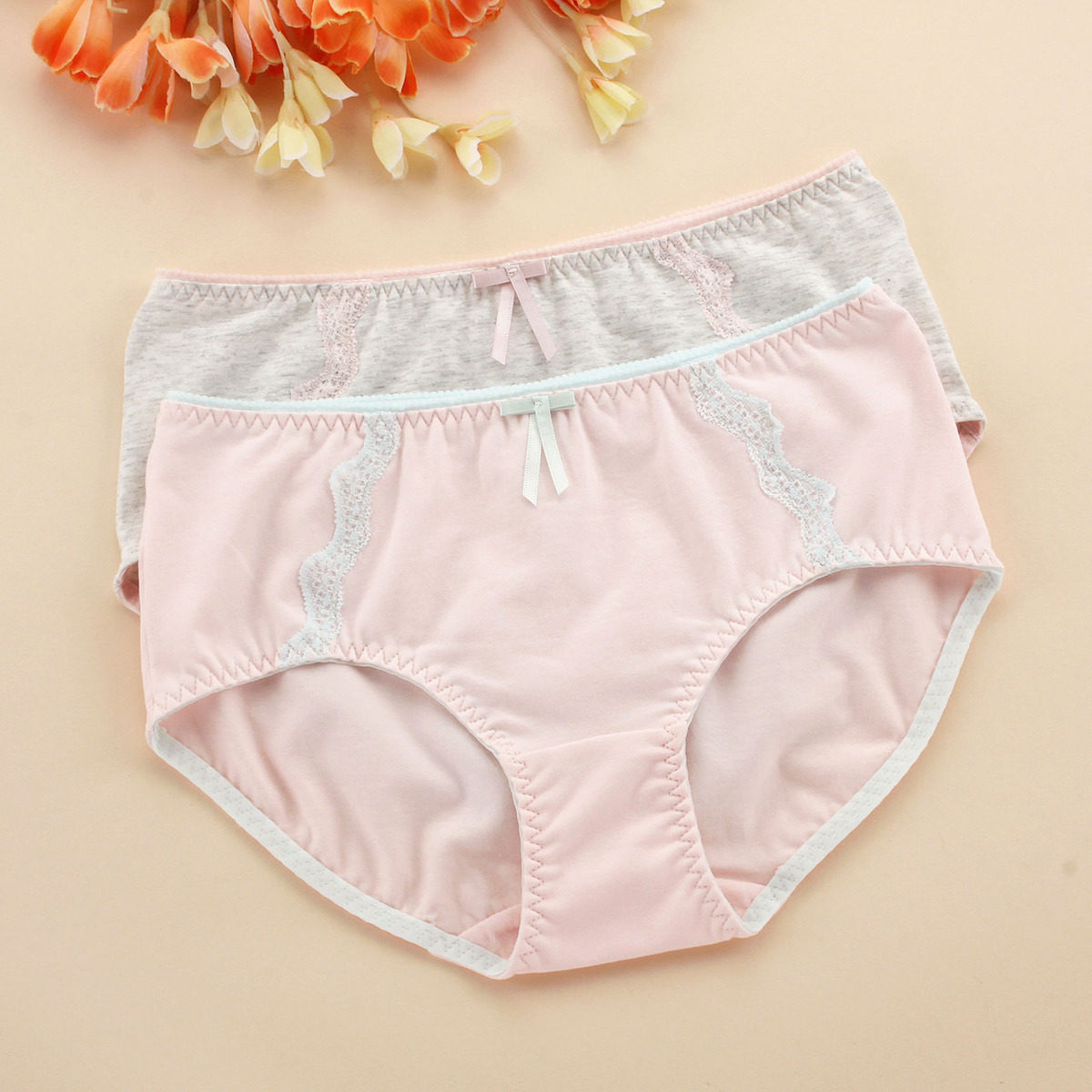3条包邮百伶百俐纯棉中腰少女内裤女生棉质面料蕾丝边全棉三角裤