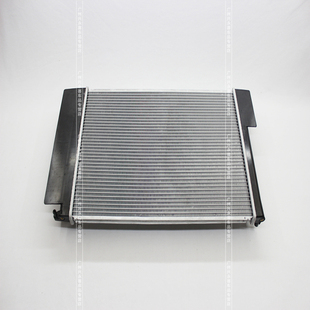 丰田卡罗拉水箱花冠水箱水箱散热器水箱总成卡罗花冠专用水箱特价