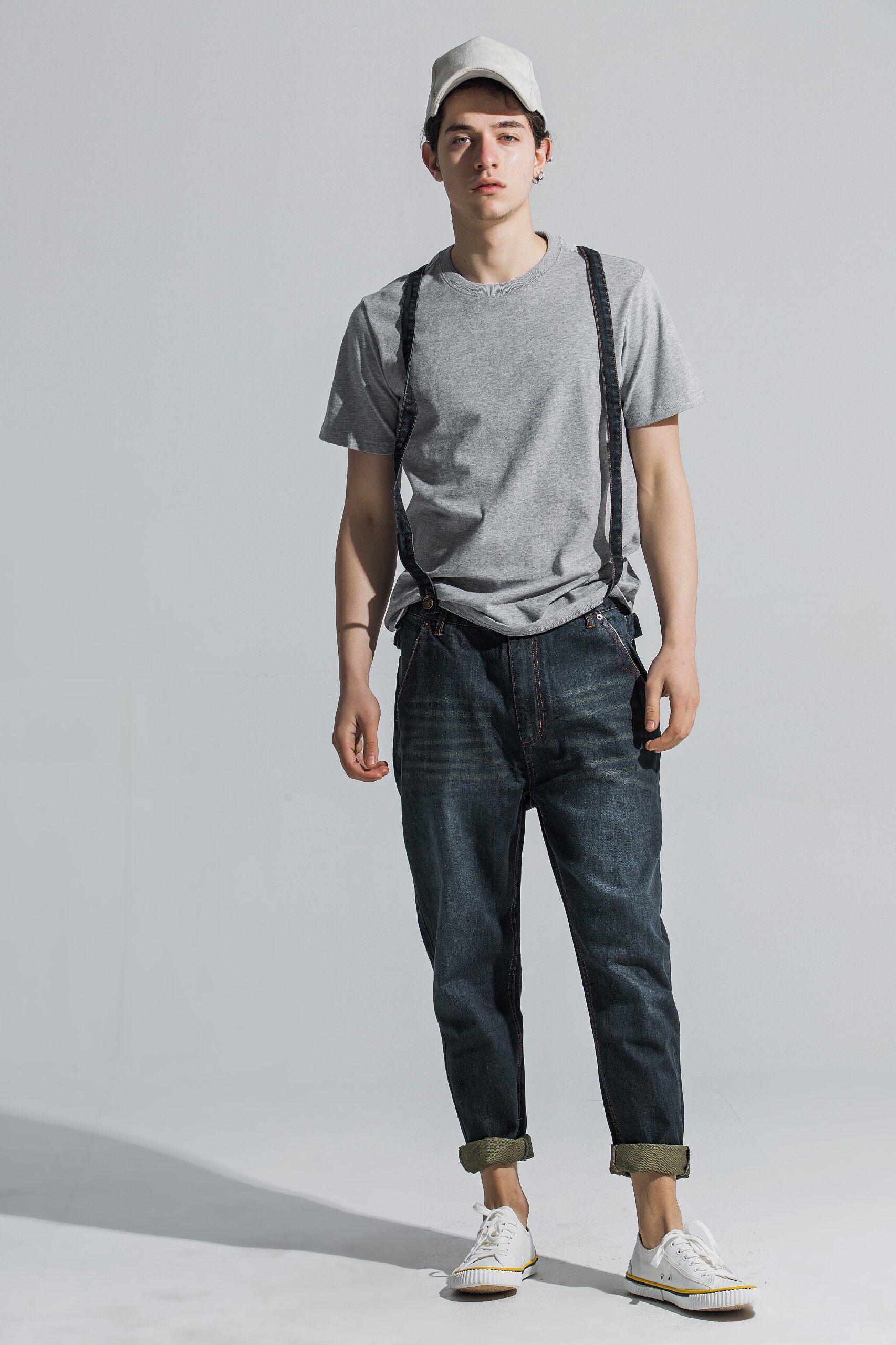 grinch 2017a/w复古水洗丹宁小脚牛仔裤男宽松百搭背带休闲牛仔裤