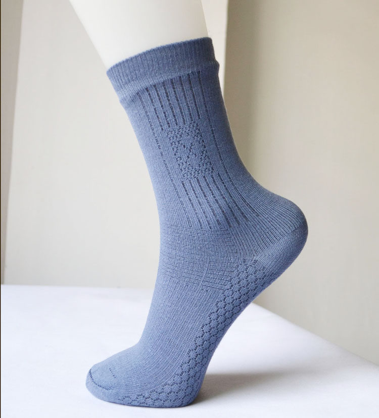 袜子男袜棉袜 春秋冬中厚款中筒涤棉纯色带包装 洗脚足浴袜子批发