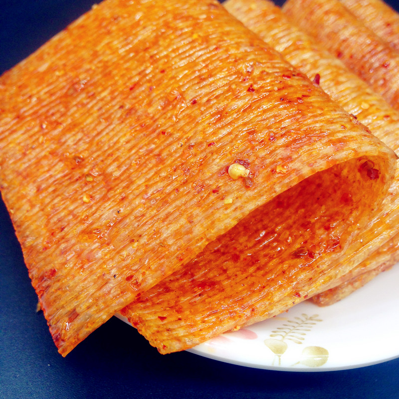 80后怀旧经典嘴巴香辣条168g*3包休闲零食手撕辣片麻辣亲嘴片包邮