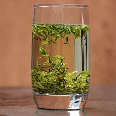 常熟虞山白茶2017明后二级新茶50克散装绿茶叶原装礼盒珍稀白茶