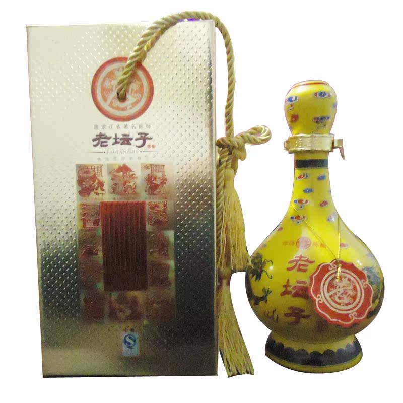 牡丹江老坛子 五星白酒 浓香型42度一斤 高档礼盒陶瓷瓶