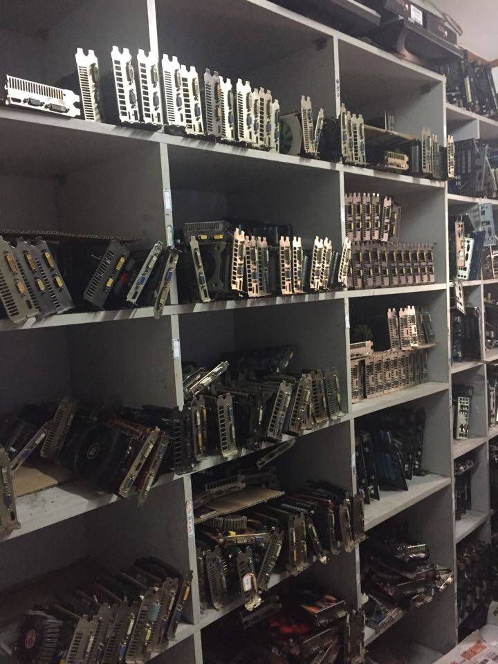 大量二手显卡 拆机卡 9500gt 8600gt 9800gt等 30元起售