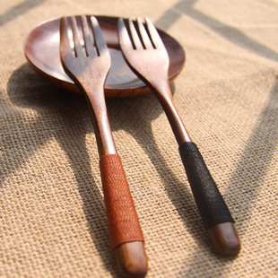 全国包邮木质防滑设计绕线小叉深色小木叉木制餐具品生活黑色褐色