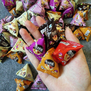 吉祥果彩虹色小qq糖果360g75袋80后童年回忆零食代可可脂巧克力豆