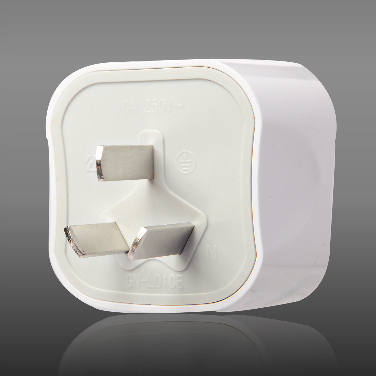 包邮公牛国标转英标插座转化插头港版苹果iphone6 plus香港转换器