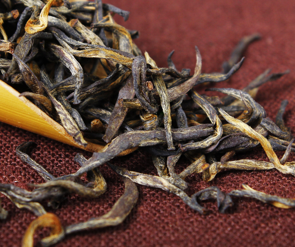 2016明前春茶梅占金骏眉武夷红茶桐木关高山金俊眉散茶装茶叶包邮