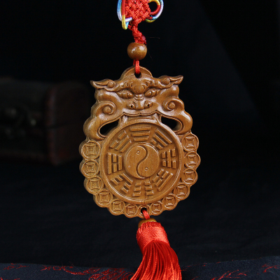 开光桃木兽头八卦镜卫生间风水挂件化解厕所门对大门卧室门污口煞