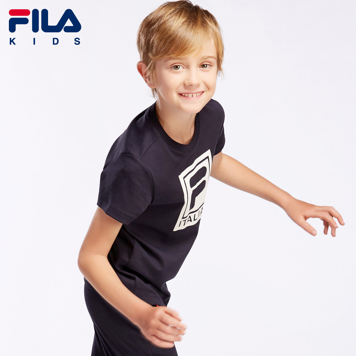 fila斐乐童装2017夏季新款男童纯棉短袖圆领t恤经典男孩运动t恤