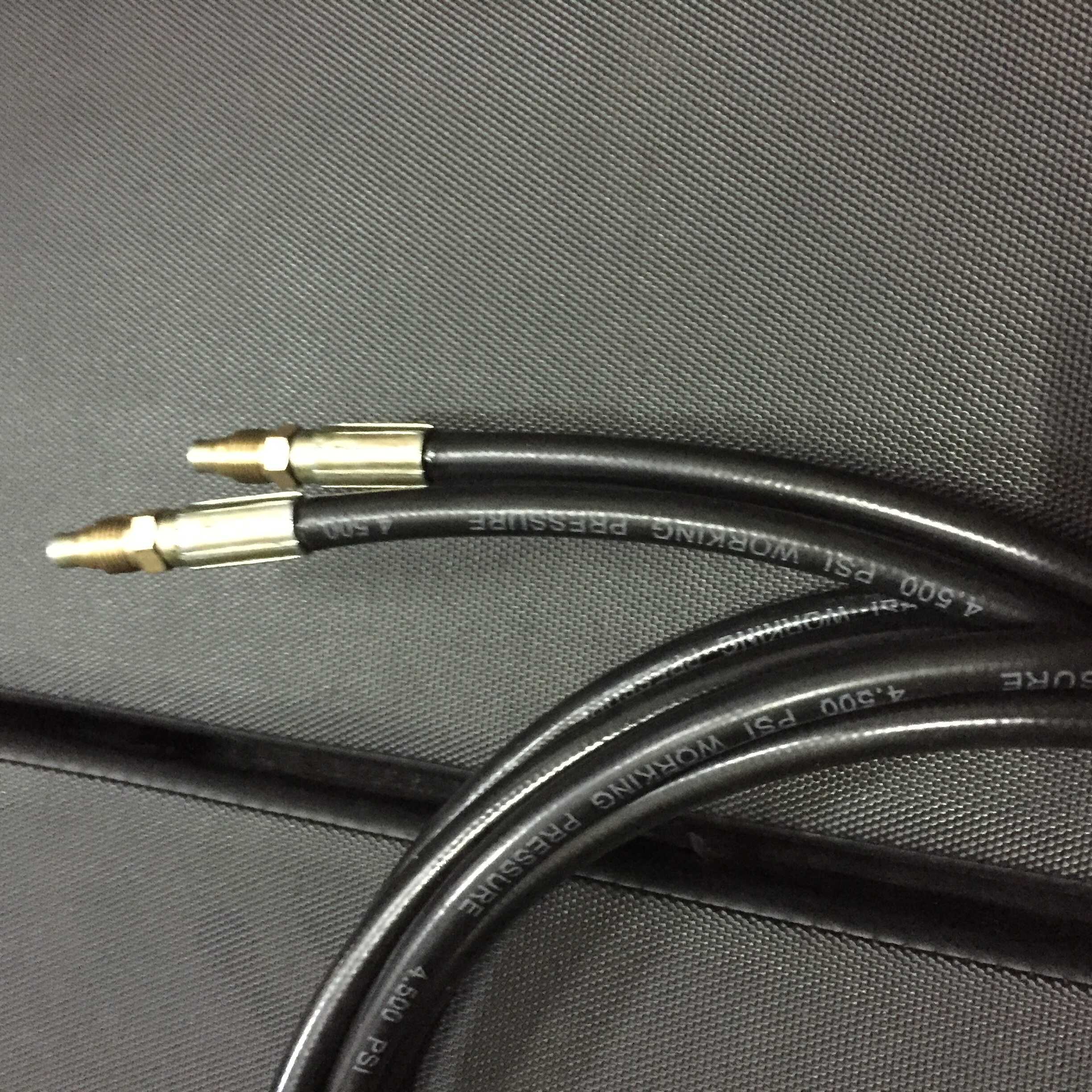 优质黄油管 润滑油管 铜外丝接头 树脂管油路油管润滑泵油管