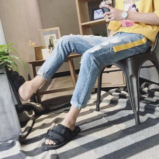 夏季薄款九分牛仔裤青年男士破洞织带九分裤浅色牛仔裤男生休闲裤