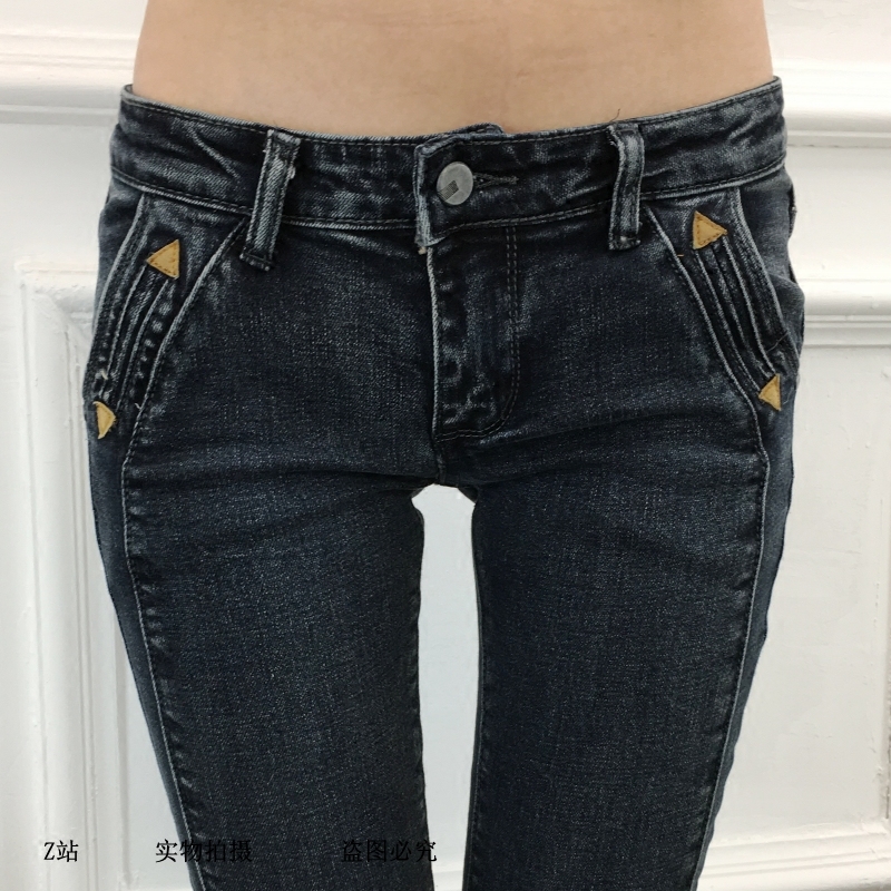 超低腰牛仔裤女长裤小脚露股沟超显瘦春秋性感包臀紧身铅笔裤子