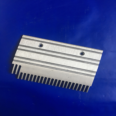 电梯配件梳齿板/otis扶梯梳齿板 /带5根防滑槽 扶梯铝合金梳齿板