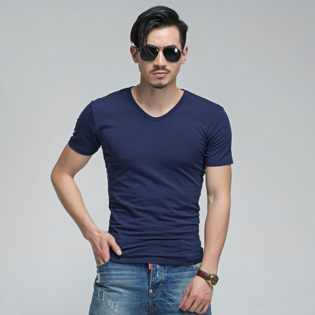 男士v领短袖t恤夏季韩版紧身纯黑白色运动修身弹性半袖打底衫男装