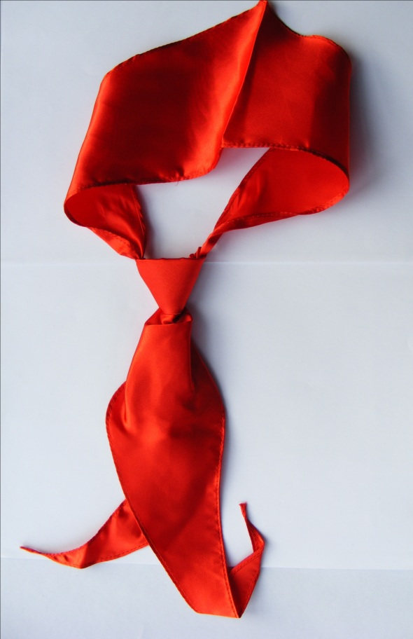 国家专利免打结红领巾易拉得大小可伸缩红领巾免打结鲜艳不褪色