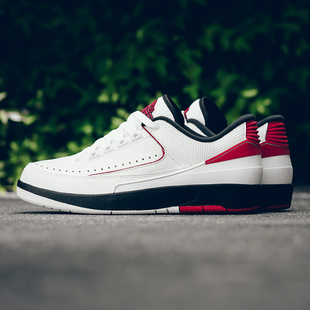 nike jordan air 2 retro low aj2 芝加哥 白黑红 832819-101