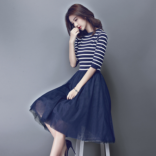 2017新款春款小清新连衣裙春秋条纹韩版显瘦修身春装裙子女夏蓬蓬